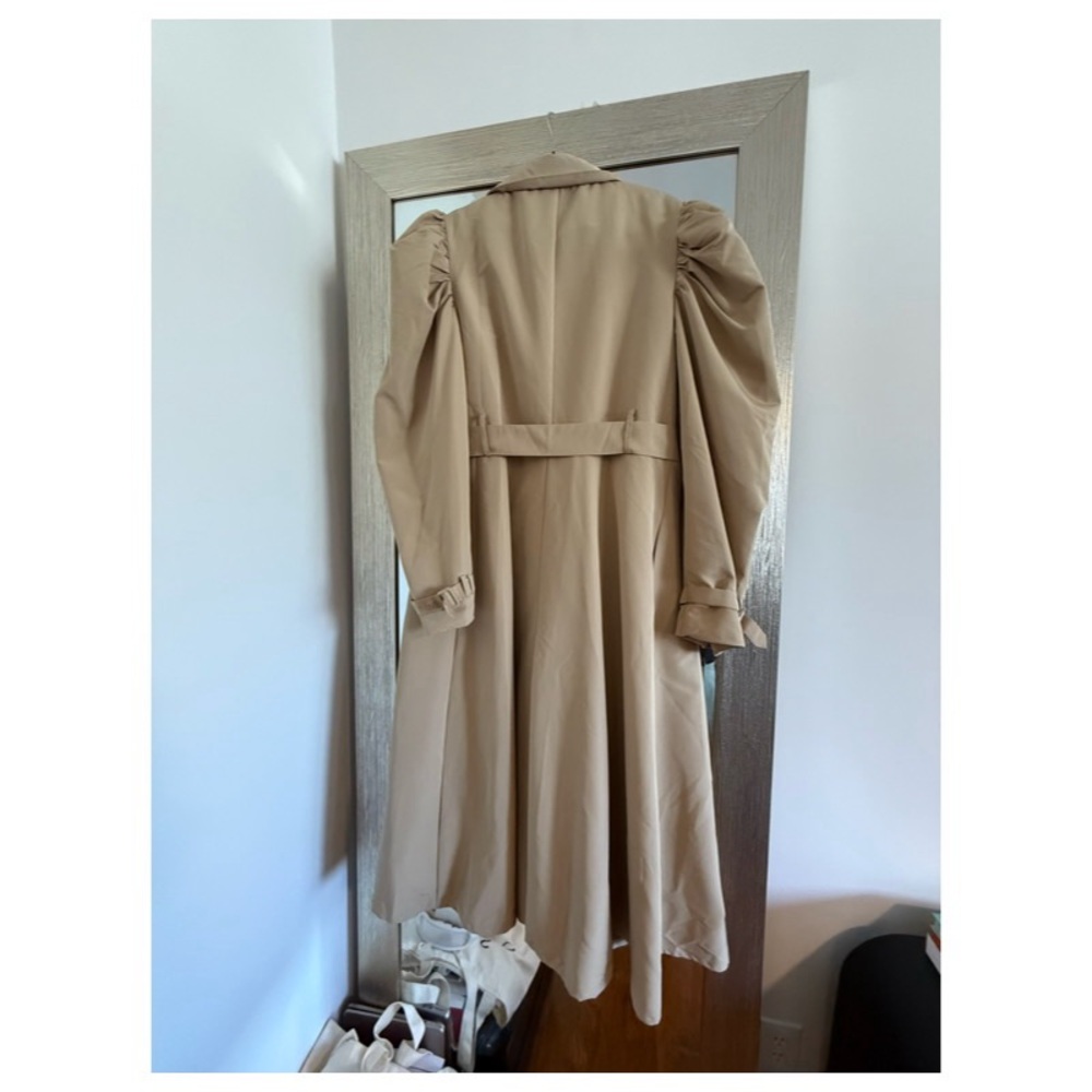 Boutique NWT Trench - Picture 4 of 7